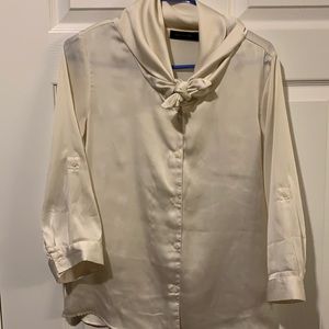 Women’s blouse